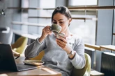Uống cà phê buổi sáng khi vừa ngủ dậy không tốt cho sức khỏe