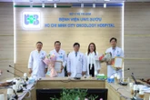 Cấp cứu bé gái bị hạ canxi máu trên máy bay: Trên chuyến bay hôm ấy, tôi không chỉ làm bác sĩ