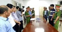 Bắt hai trưởng khoa Bệnh viện Đa khoa vùng Tây Nguyên vụ kê khống 500 ca tán sỏi