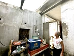 Thủ tướng: Đẩy nhanh hỗ trợ người dân bị sập nhà, tốc mái, điều trực thăng ứng cứu vùng chia cắt