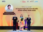 Bà Lê Nữ Thùy Dương - ‘Bông hồng Vàng’ 2025 và hành trình gần 30 đồng hành với KN KN Holdings