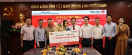 Thầy giáo ở Đà Nẵng trúng vé số độc đắc của Vietlott hơn 179 tỉ đồng