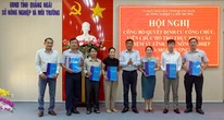Quảng Ngãi lập nhóm Zalo, đường dây nóng... biệt phái 46 cán bộ về xã hỗ trợ chuyên môn