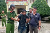 Bắt thanh niên chém người, chém luôn cán bộ an ninh trật tự