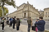 'Hàng hot' bất ngờ ở Bảo tàng Louvre: 'Lối vào' của băng cướp táo tợn