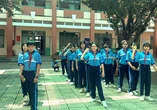 Phụ huynh nói trường thu phí giữ xe đạp của học sinh 4.000 đồng/ngày là quá cao