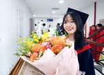 Từ bỏ đại học sang cao đẳng, sinh viên TP.HCM thành thủ khoa toàn khóa