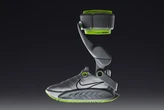 Nike biến chân và giày thể thao thành 'xe điện': Người thường chạy bộ nhanh như đi xe đạp