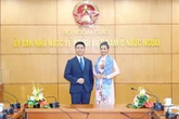 Sinh viên thi sắc đẹp: Được gì, mất gì?