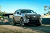 Cadillac Escalade IQL: SUV điện hạng sang rộng hàng đầu thế giới, hàng ghế 3 người lớn ngồi vô tư