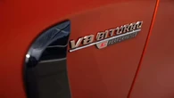 Mercedes-Benz 'hiện thực hóa giấc mơ của người dùng', tăng sản xuất động cơ V8