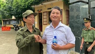 Bí thư thôn 36 tuổi đi thi tốt nghiệp THPT sau 12 năm dang dở
