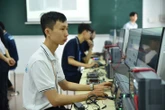 Muốn TP.HCM thành trung tâm giáo dục châu Á, đại học phải 'bước ra khỏi cổng trường'