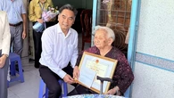 TP.HCM thăm, chúc thọ người cao tuổi tiêu biểu dịp 85 năm Ngày truyền thống người cao tuổi Việt Nam