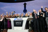 SpaceX chính thức 'cất cánh' lên sàn chứng khoán, thương vụ IPO lớn nhất lịch sử