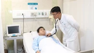 Đau ngực vì nhồi máu cơ tim, nhiều người trẻ nghĩ bị đau dạ dày, stress