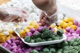 Giá gạo nếp tăng, bánh trung thu Hàn Quốc đội giá