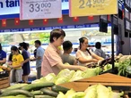 Siêu thị giảm giá 33% thực phẩm thiết yếu, san sẻ cùng người dân chống bão số 10