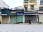 Thủ phủ tổng kho bánh kẹo La Phù cửa đóng then cài, bán hàng kiểu ‘du kích’