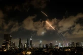 Xung đột Iran - Israel sáng 18-6: Iran dùng tên lửa siêu vượt âm, tuyên bố kiểm soát bầu trời Israel