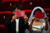 Trung Quốc: Muốn ly hôn, có thể phải thuê người... đặt lịch