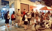 Dạy thêm, nên cấm tuyệt đối hay 'hợp thức hóa' trong nhà trường?