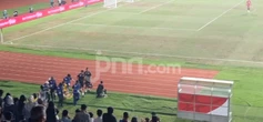 Komentar Pelatih Arema FC Seusai Paulinho Injak Kaki Ole Romeny hingga Cedera Serius