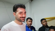 Igor Tolic Bicara Soal Nasib Bek Irak Frans Putros di Persib