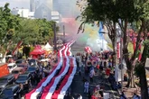 HUT ke-80 RI, Jatim Pecahkan 2 Rekor MURI Pembentangan Bendera 14 Km & Siswa Terbanyak