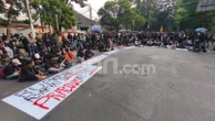 Demo Mahasiswa di Bandung Suarakan Penghentian MBG hingga Pendidikan Gratis