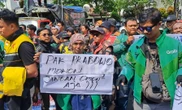 Desak Tarif Naik, Ratusan Ojol Jateng Tuntut Prabowo Jangan Omon-omon Saja