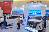 Toyota Hadirkan Yaris Cross Hybrid hingga Alphard Hybrid di IIMS Surabaya 2026