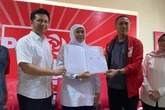 PSI Serahkan Formulir B1 KWK Kepada Khofifah Emil untuk Maju Pilgub Jatim 2024