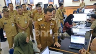 Daftar SPMB, Ortu Bingung Salah Alamat & NISN Tak Muncul, Ini Respons Gubernur Jateng