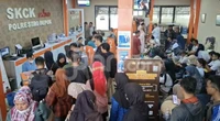 Gegara PPPK Antrean Pembuatan SKCK di Polres Metro Depok Mengular Hingga ke Luar