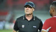 Persis Solo Menang, Peter de Rop Senang