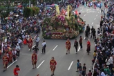 Tampil Perdana di Surabaya Vaganza, Finna Usung Tema Dewi Sri