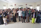 Komisi IX DPR RI Bersama BGN Edukasi Warga Karawang Tentang Program MBG