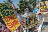 Dulu Dipenuhi Gabus dan Wader, Kini Ikan Kali Tebu Surabaya Terancam Mikroplastik