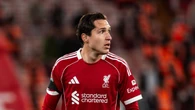 Enggan Tinggalkan Liverpool, Chiesa Optimistis Rebut Hati Andoni Iraola