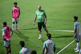 Laga Kontra PSS, Ajang Pembuktian Pemain Persib Bisa Bertahan di Musim Depan