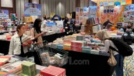 Di Antara Tumpukan Buku BBW Books, Orang Tua Berburu Masa Depan Anak