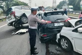 4 Mobil Kecelakaan Beruntun di Tol Waru Juanda