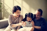 Sun Life Luncurkan Sun Proteksi Heritage 100, Warisan Finansial hingga Usia 100 Tahun