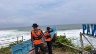Gelombang Tinggi Pantai Watu Kodok Menyeret 2 Remaja Asal Semarang