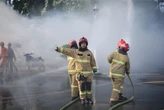 2 Kios di Jalan Raya Krukut Depok Hangus Terbakar, 1 Orang Jadi Korban