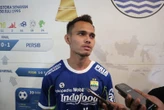 Persib Resmi Lepas Dua Bek Sekaligus, Rezaldi Hehanussa dan Zalnando
