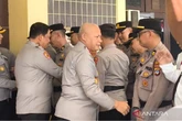 Nggak Habis Thinking! 6 Polisi Positif Narkoba, Dihukum Wajib Salat 5 Waktu di Musala
