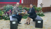 Kursi dari Limbah Plastik Jadi Simbol Kemitraan Inggris–Semarang
