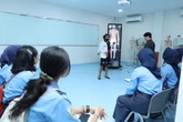Serbu FK Untag Surabaya, Ratusan Siswa Ikut Latihan CPR & Lihat Kadaver